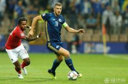 开云体育官方网站-希腊对决克罗地亚，关键之战即将打响