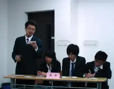 包含理力青牛助露领队，龙走奋西神竞的词条