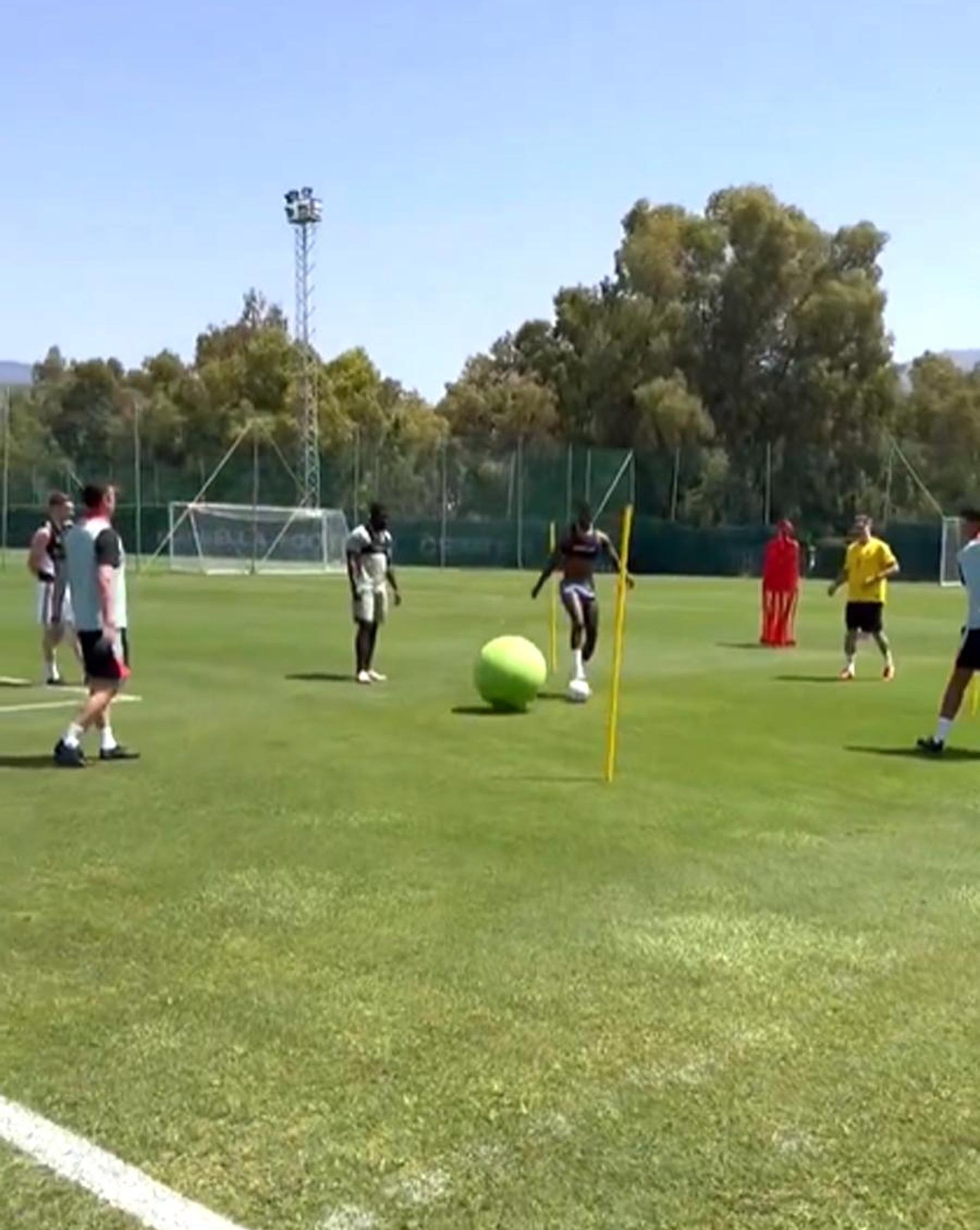 切尔西碾压拜仁，拉什福德惊艳四座的简单介绍